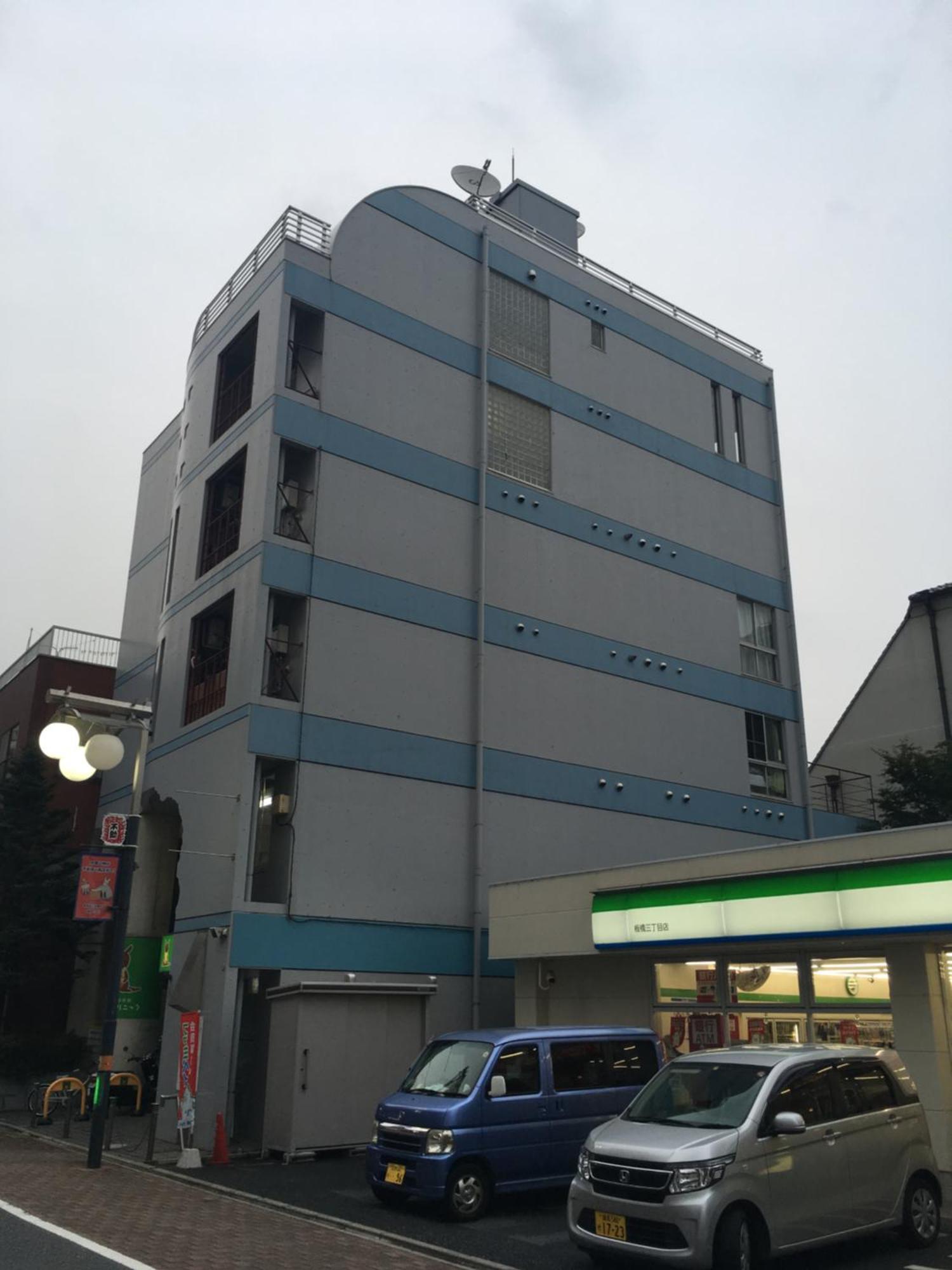 Media Complex Building Apartamento